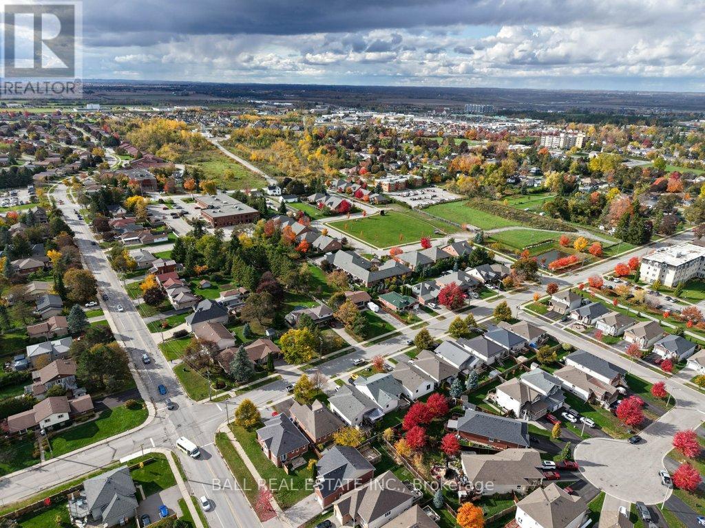 116 Adelaide Street S, Kawartha Lakes (Lindsay), Ontario  K9V 0B7 - Photo 32 - X12900660