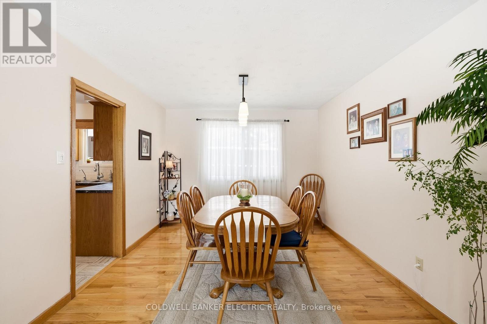 1341 Heather Lane, Peterborough (Monaghan Ward 2), Ontario  K9J 7N1 - Photo 11 - X12900966