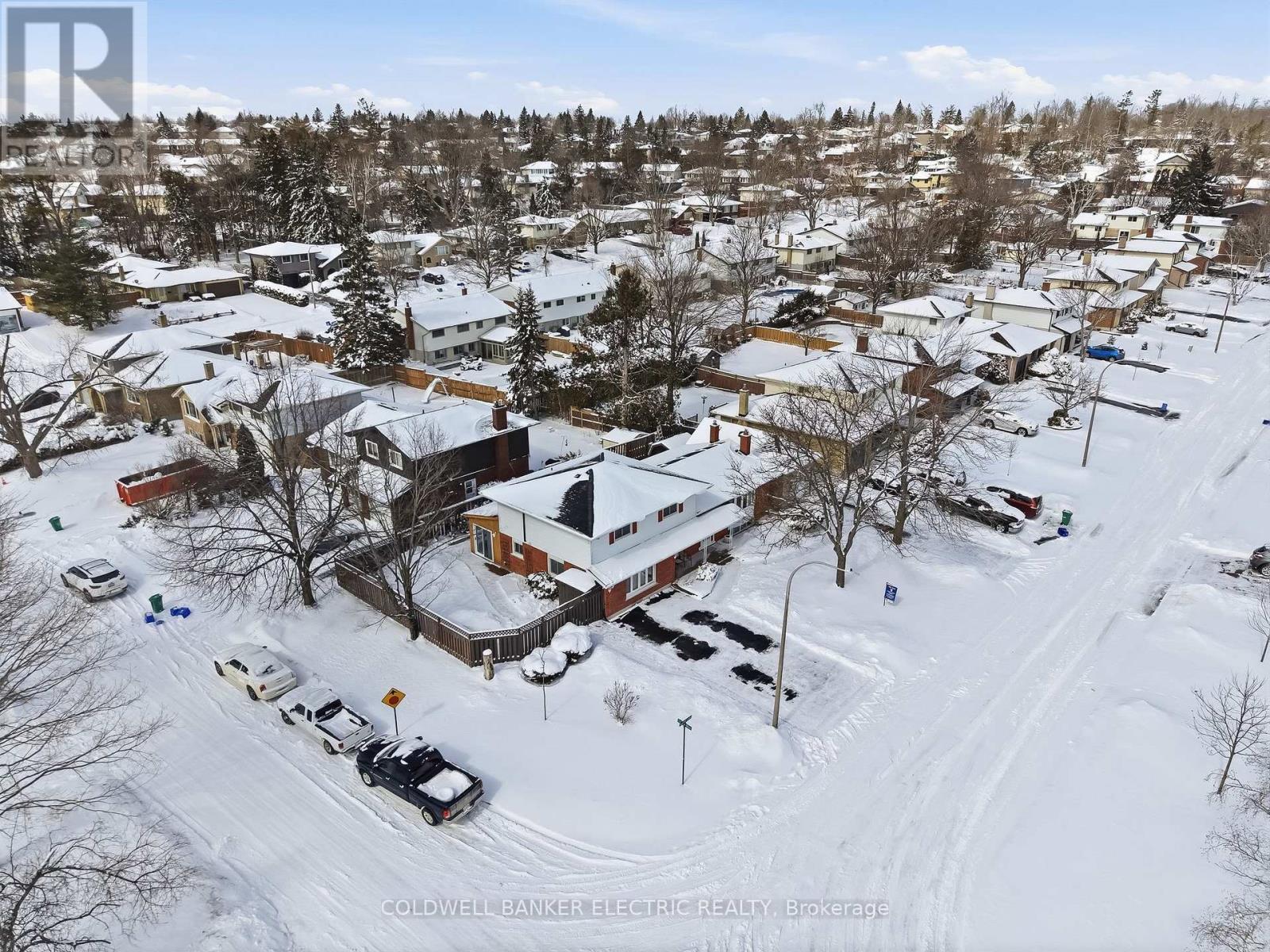 1341 Heather Lane, Peterborough (Monaghan Ward 2), Ontario  K9J 7N1 - Photo 4 - X12900966