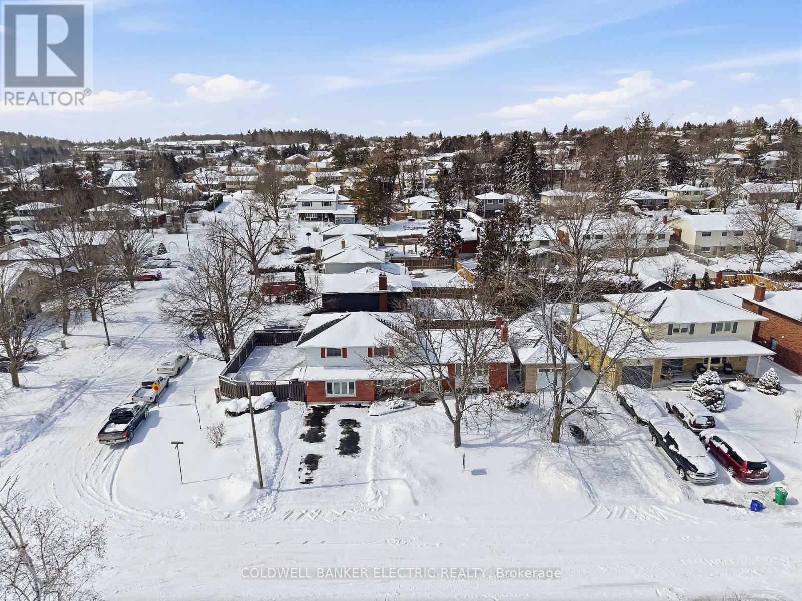 1341 Heather Lane, Peterborough (Monaghan Ward 2), Ontario  K9J 7N1 - Photo 5 - X12900966