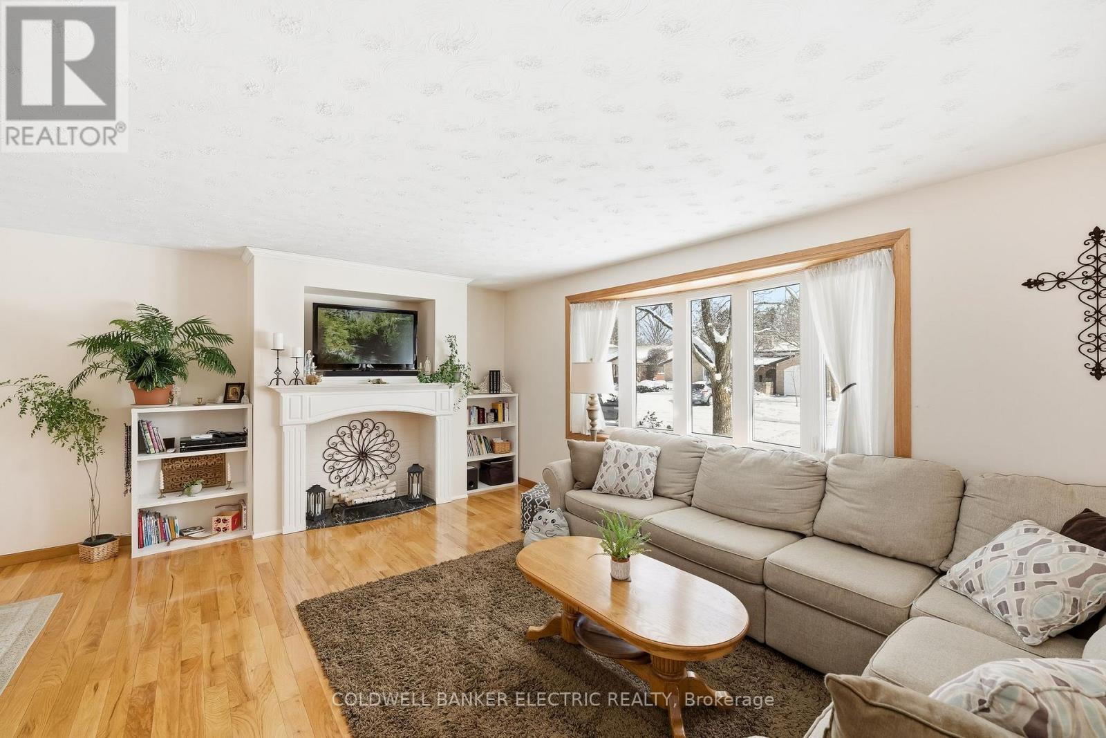 1341 Heather Lane, Peterborough (Monaghan Ward 2), Ontario  K9J 7N1 - Photo 8 - X12900966