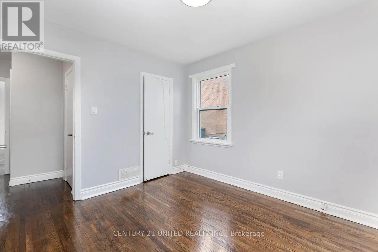 B - 1275 Clonsilla Avenue, Peterborough (Town Ward 3), Ontario  K9J 5Z1 - Photo 12 - X12902984