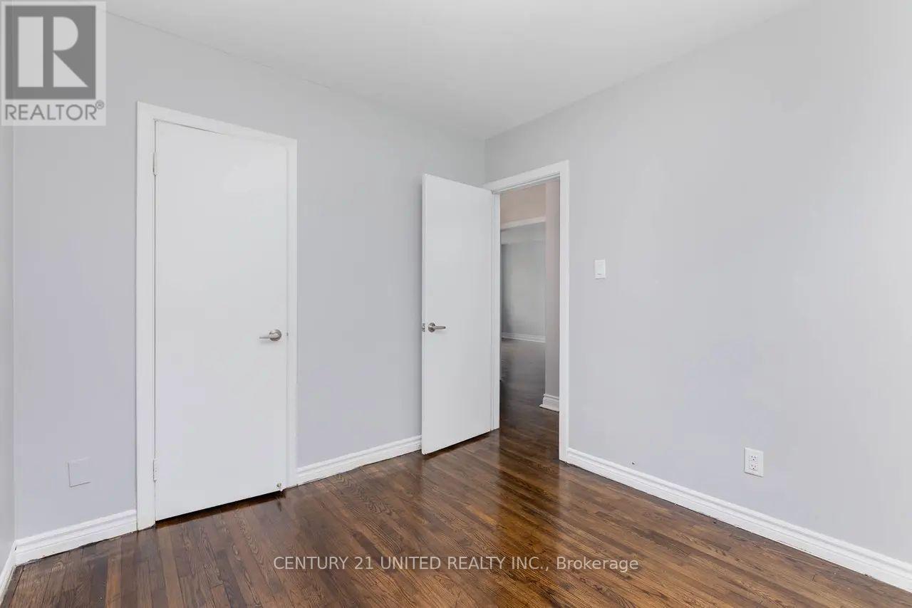 B - 1275 Clonsilla Avenue, Peterborough (Town Ward 3), Ontario  K9J 5Z1 - Photo 13 - X12902984