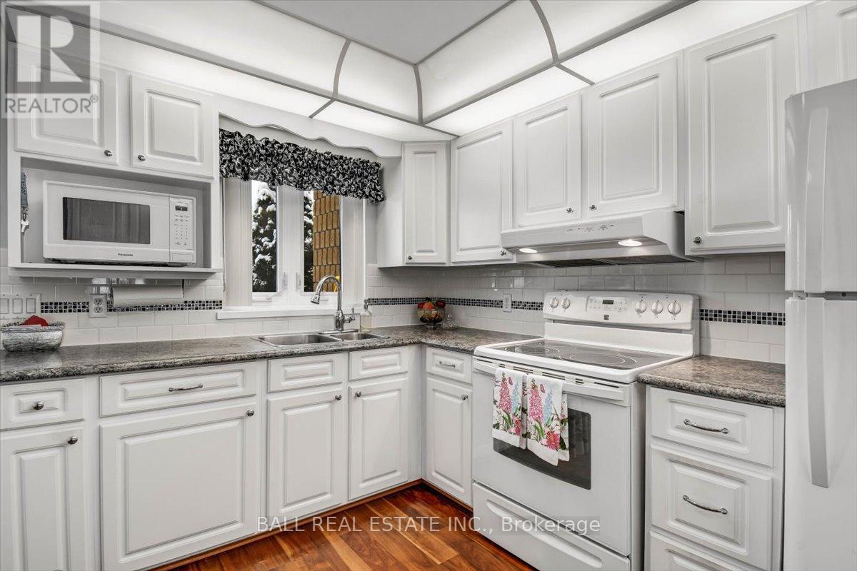 103 - 16 Alice Street, Bancroft (Bancroft Ward), Ontario  K0L 1C0 - Photo 3 - X12903014