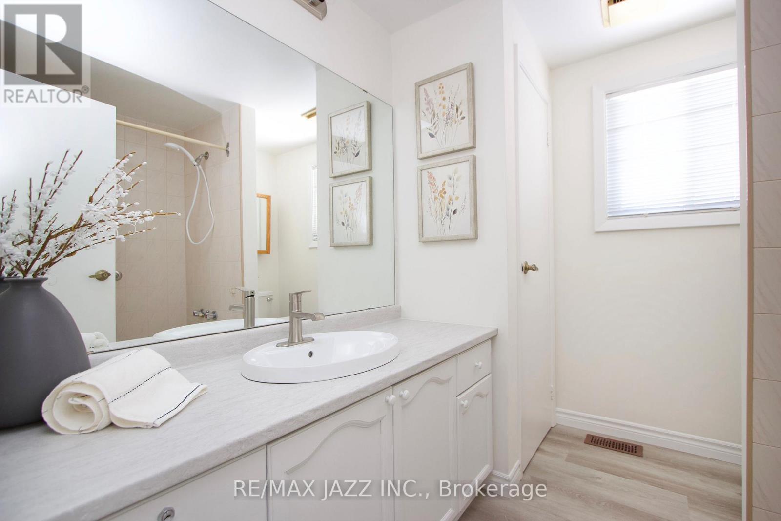 13 Steelhead Lane, Clarington (Newcastle), Ontario  L1B 1B4 - Photo 18 - E12903578