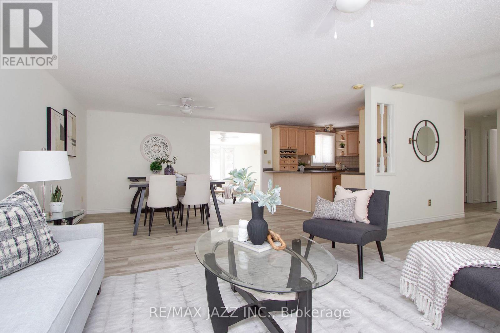 13 Steelhead Lane, Clarington (Newcastle), Ontario  L1B 1B4 - Photo 5 - E12903578