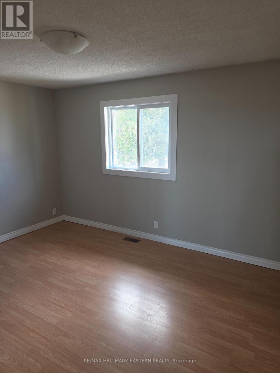 1027 Tara Road, Selwyn, Ontario  K0L 1T0 - Photo 11 - X12903576