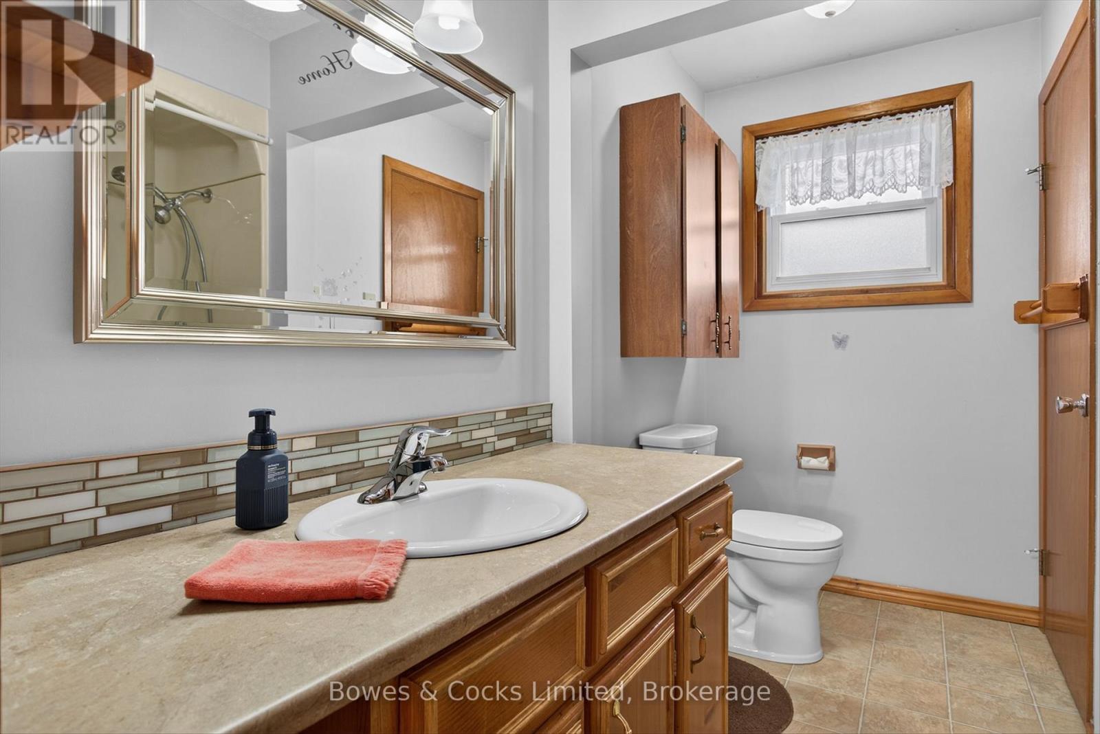 716 Otonabee Drive, Peterborough (Ashburnham Ward 4), Ontario  K9J 7P9 - Photo 19 - X12903824