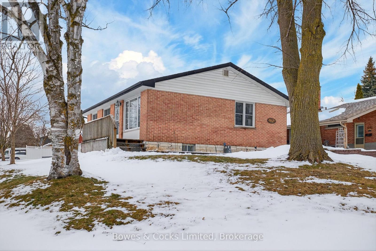716 Otonabee Drive, Peterborough (Ashburnham Ward 4), Ontario  K9J 7P9 - Photo 2 - X12903824