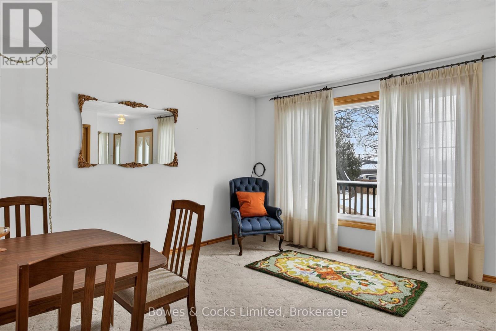 716 Otonabee Drive, Peterborough (Ashburnham Ward 4), Ontario  K9J 7P9 - Photo 7 - X12903824