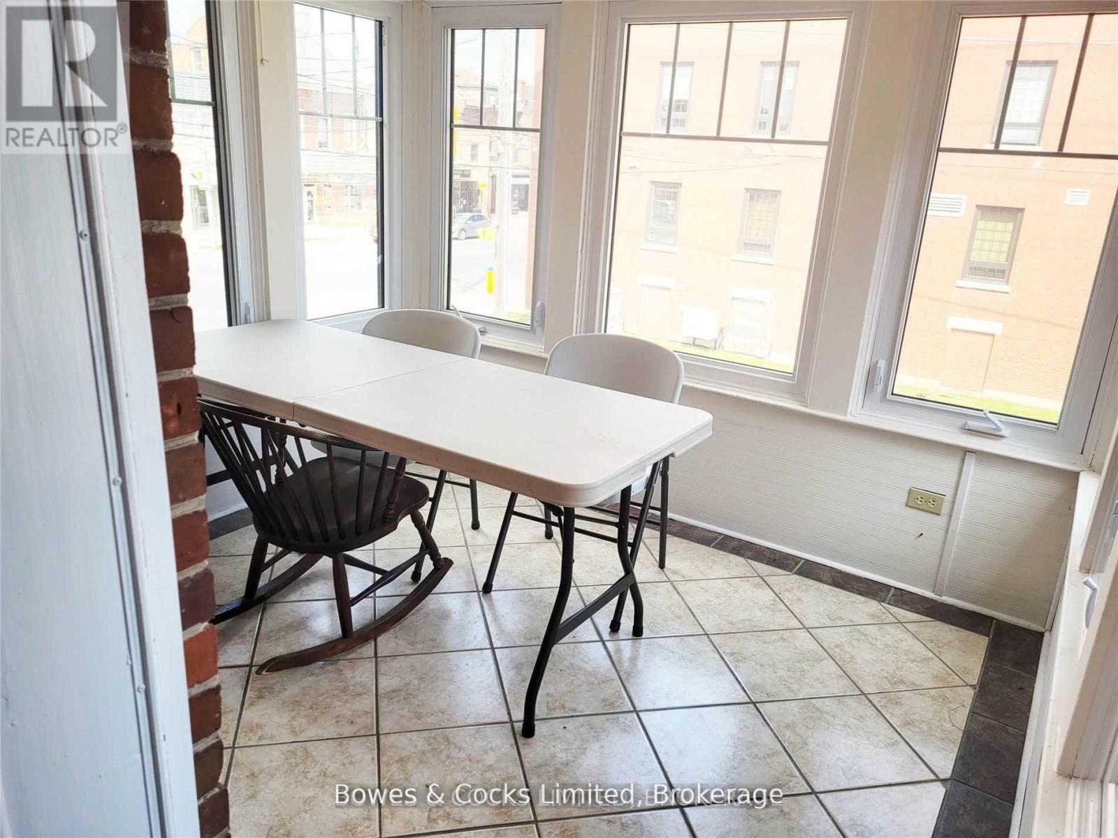 317 Reid Street, Peterborough (Town Ward 3), Ontario  K9J 3R2 - Photo 16 - X12903832