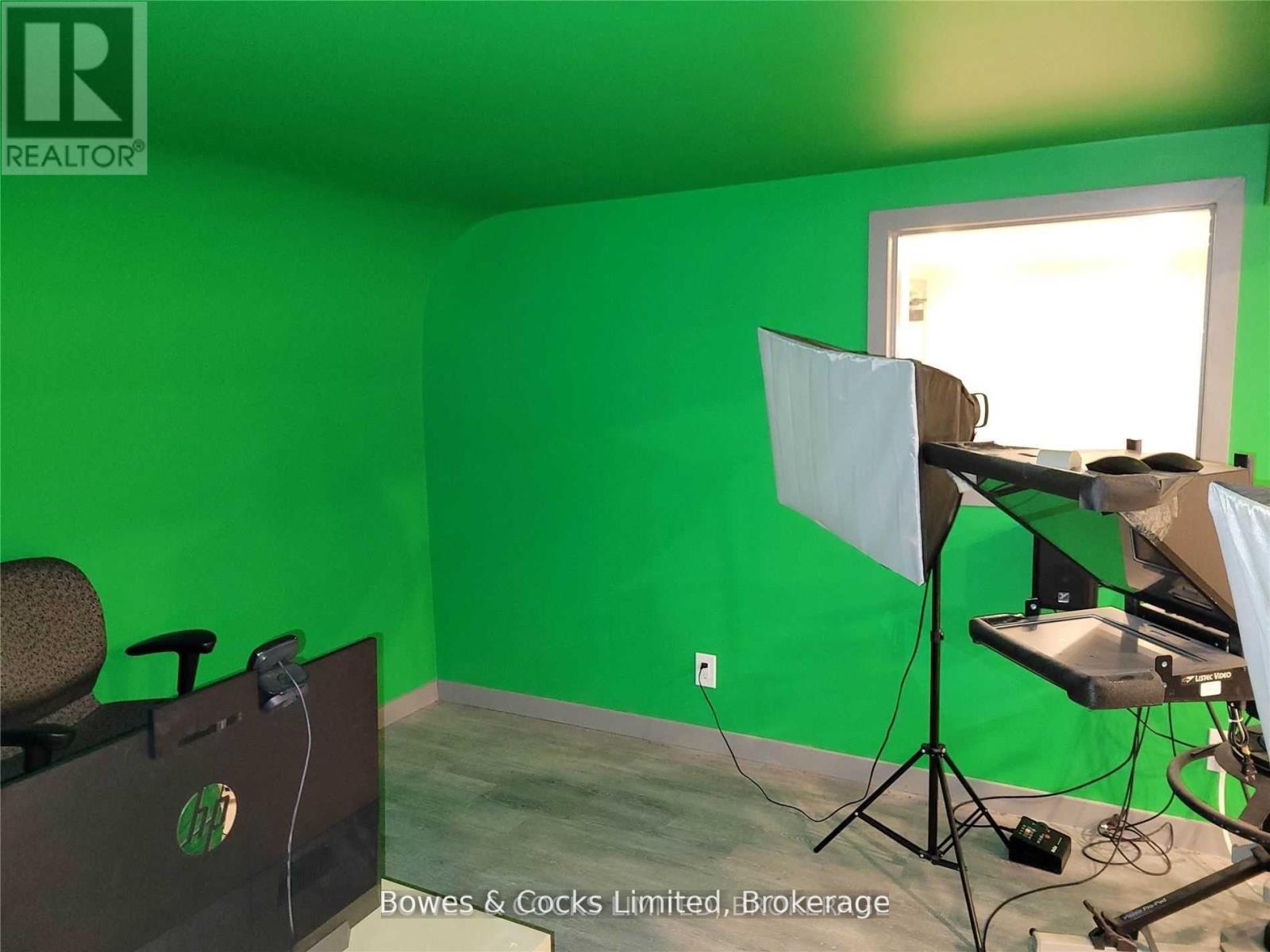 317 Reid Street, Peterborough (Town Ward 3), Ontario  K9J 3R2 - Photo 22 - X12903832