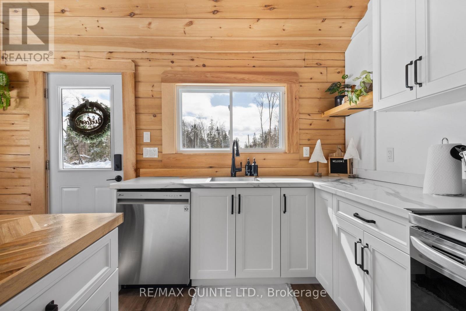 34 Elm Lane, Tudor And Cashel (Cashel Ward), Ontario  K0L 1W0 - Photo 11 - X12903884