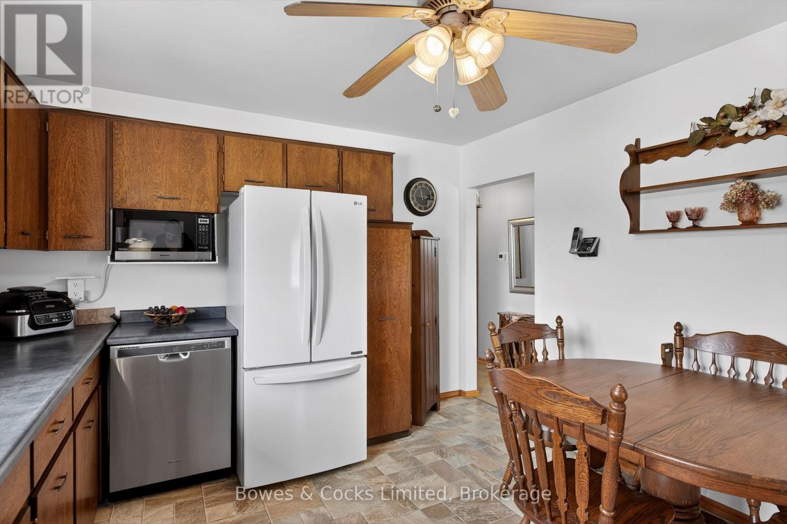 2576 Bensfort Road, Peterborough (Ashburnham Ward 4), Ontario  K9J 1C9 - Photo 15 - X12903888