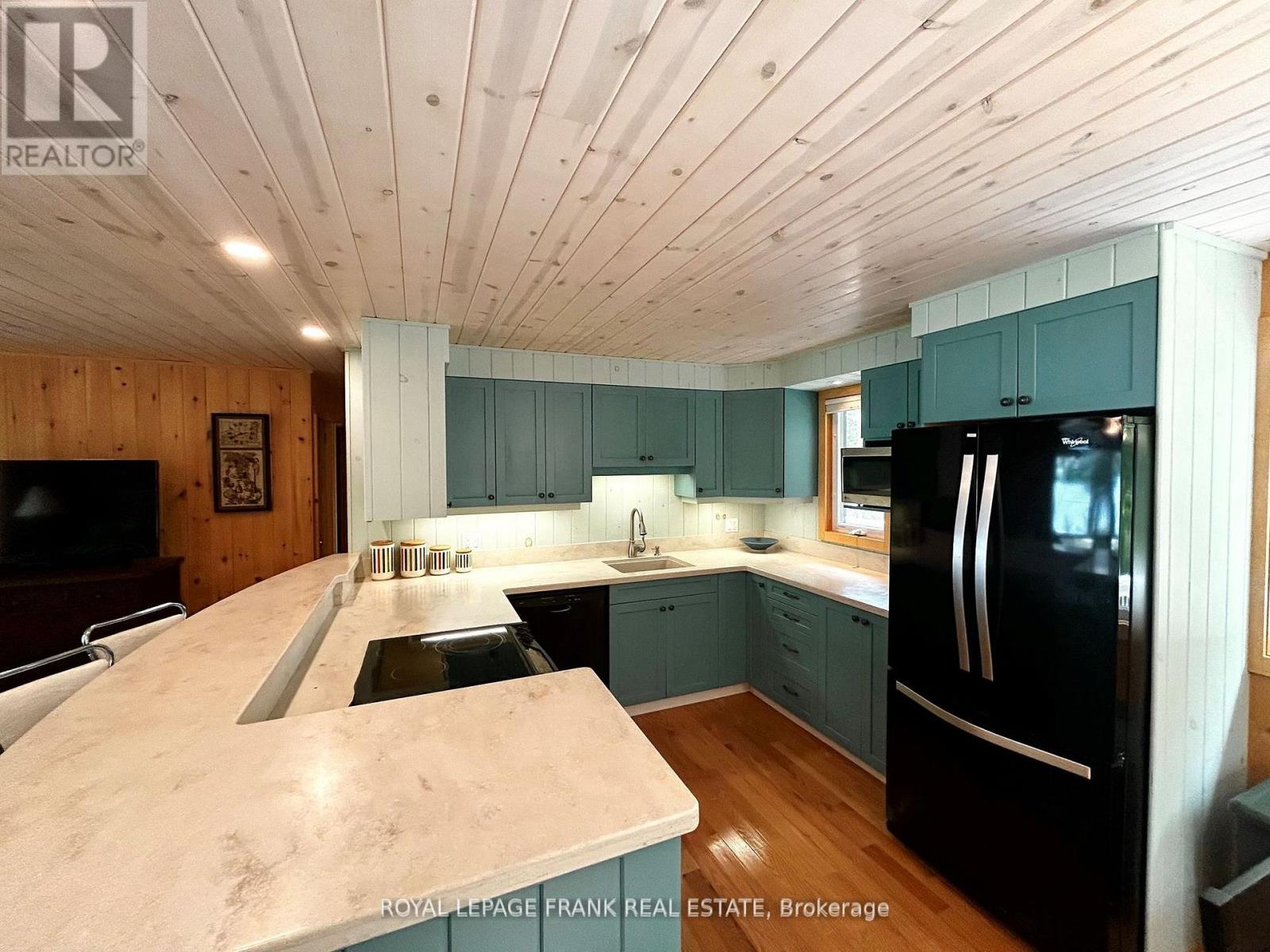 2295 Stony Lake Isl 17, North Kawartha, Ontario  K0L 2H0 - Photo 7 - X12903944