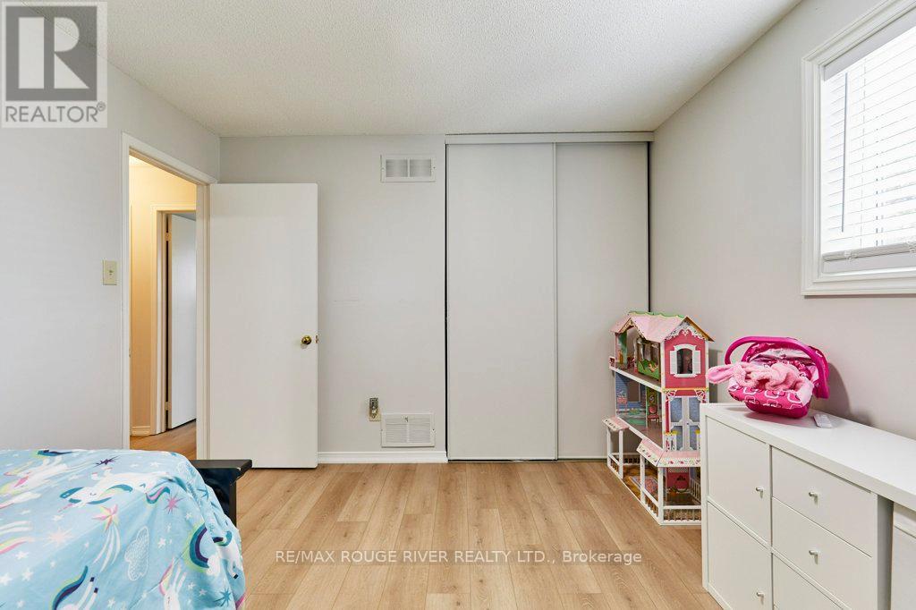 34 Cedar Court, Kawartha Lakes (Lindsay), Ontario  K9V 6A9 - Photo 17 - X12905586