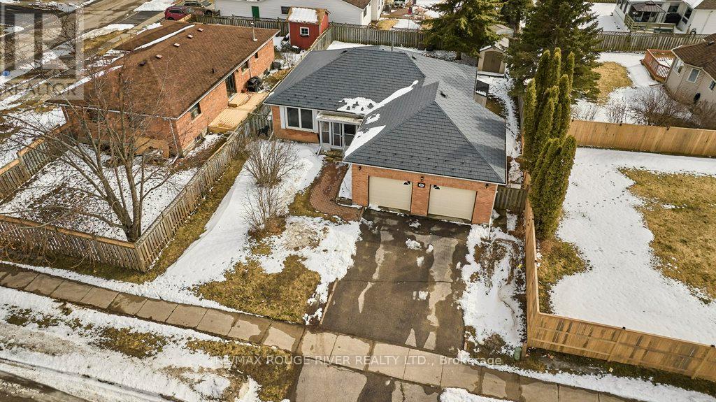 34 Cedar Court, Kawartha Lakes (Lindsay), Ontario  K9V 6A9 - Photo 29 - X12905586