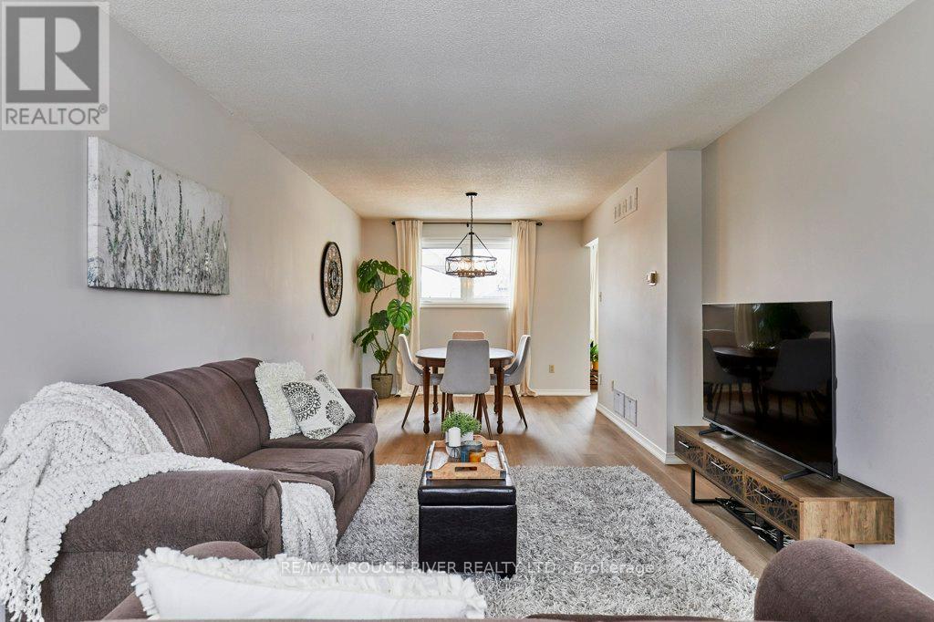 34 Cedar Court, Kawartha Lakes (Lindsay), Ontario  K9V 6A9 - Photo 7 - X12905586