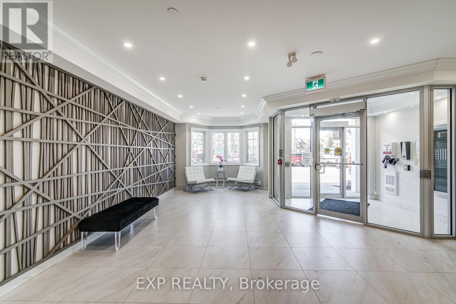 401 - 80 Shipway Avenue, Clarington (Newcastle), Ontario  L1B 0B6 - Photo 4 - E12905850