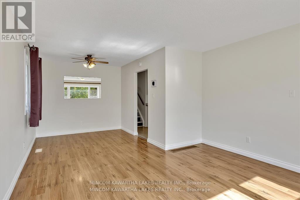 899 Ashdale Crescent W, Peterborough (Ashburnham Ward 4), Ontario  K9H 7H6 - Photo 16 - X12906112