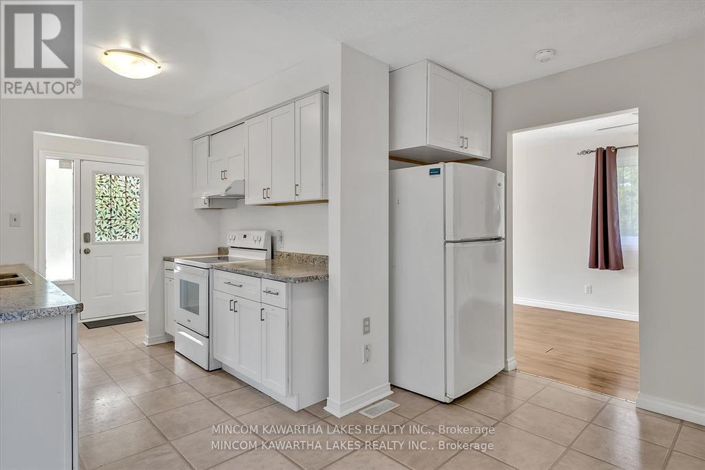 899 Ashdale Crescent W, Peterborough (Ashburnham Ward 4), Ontario  K9H 7H6 - Photo 18 - X12906112