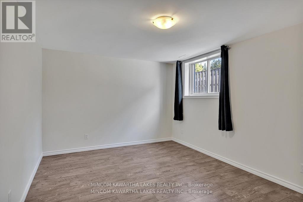 899 Ashdale Crescent W, Peterborough (Ashburnham Ward 4), Ontario  K9H 7H6 - Photo 32 - X12906112