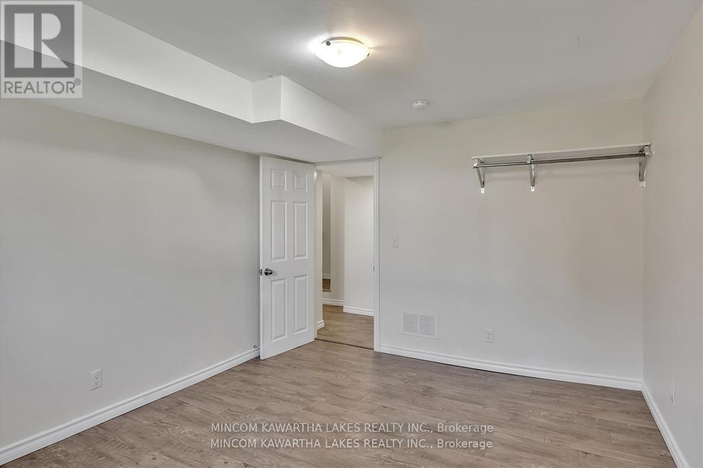 899 Ashdale Crescent W, Peterborough (Ashburnham Ward 4), Ontario  K9H 7H6 - Photo 34 - X12906112