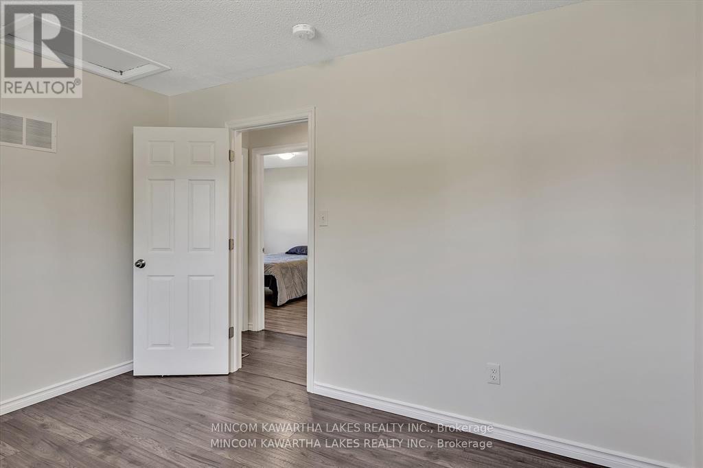 899 Ashdale Crescent W, Peterborough (Ashburnham Ward 4), Ontario  K9H 7H6 - Photo 36 - X12906112