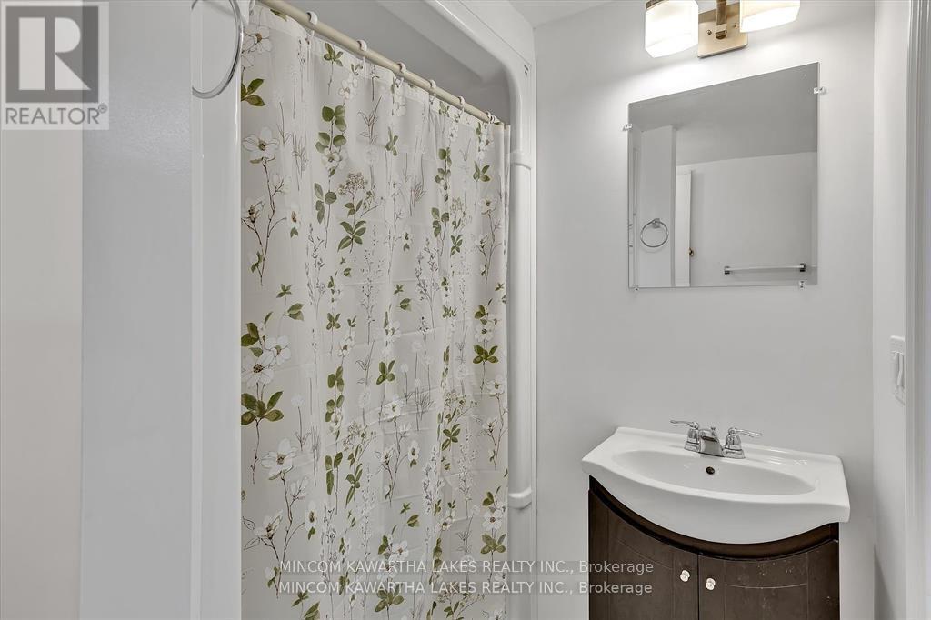 899 Ashdale Crescent W, Peterborough (Ashburnham Ward 4), Ontario  K9H 7H6 - Photo 37 - X12906112