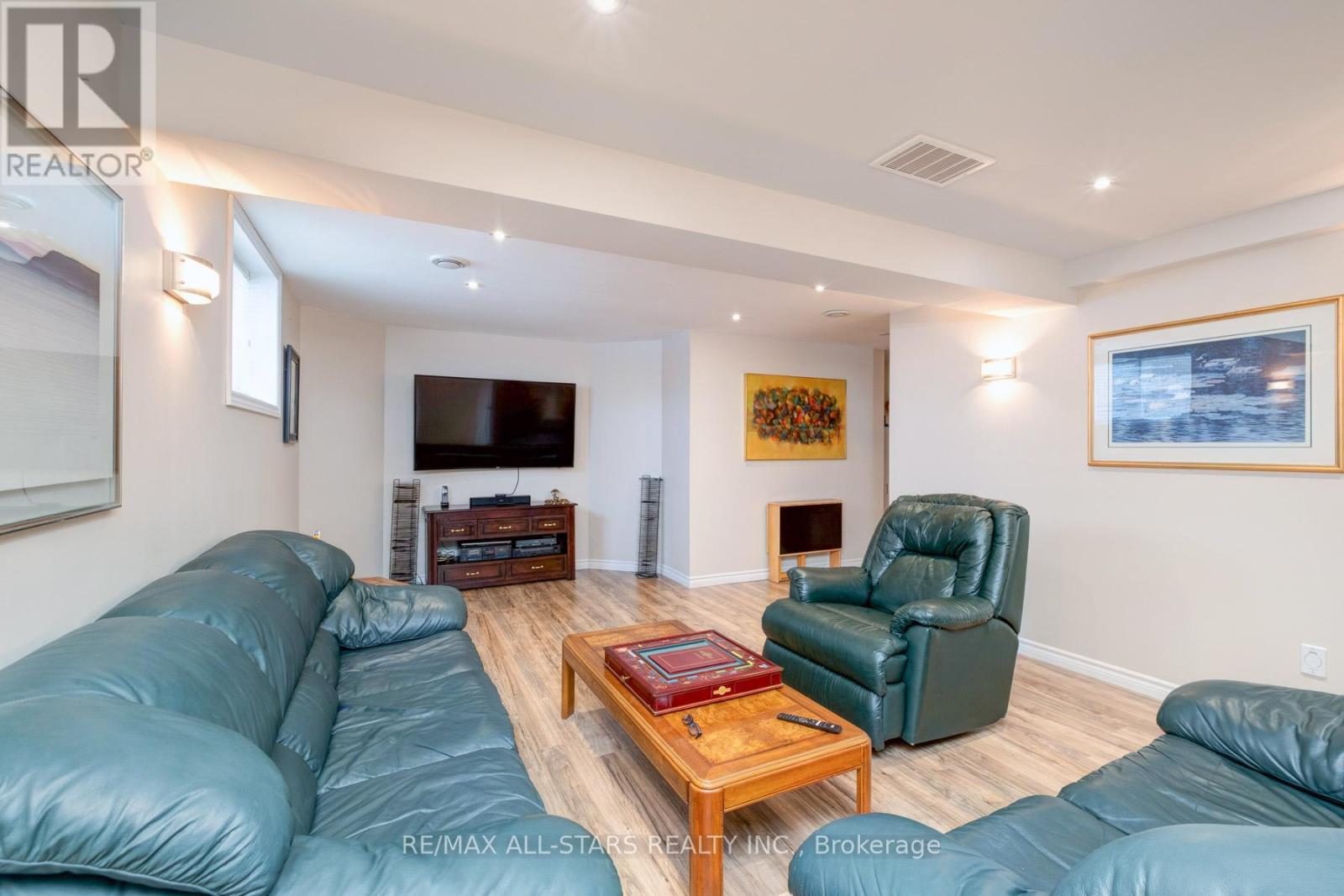 65 Liam Street, Kawartha Lakes (Lindsay), Ontario  K9V 0J4 - Photo 24 - X12906174