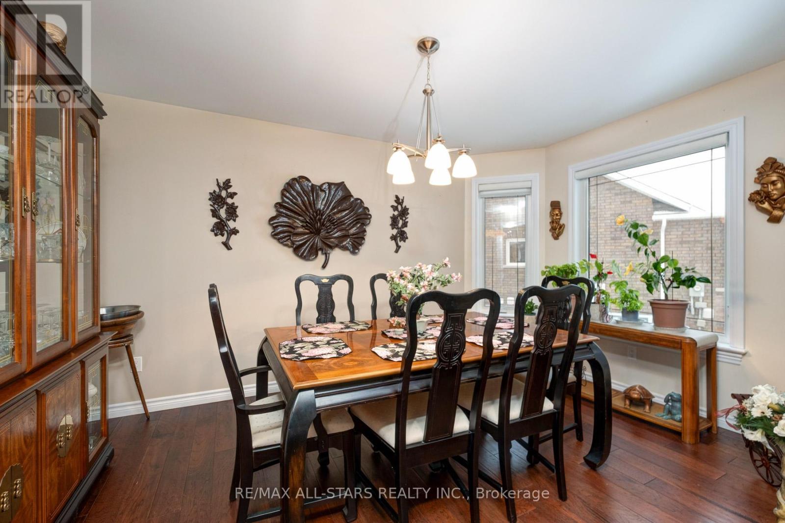 65 Liam Street, Kawartha Lakes (Lindsay), Ontario  K9V 0J4 - Photo 6 - X12906174