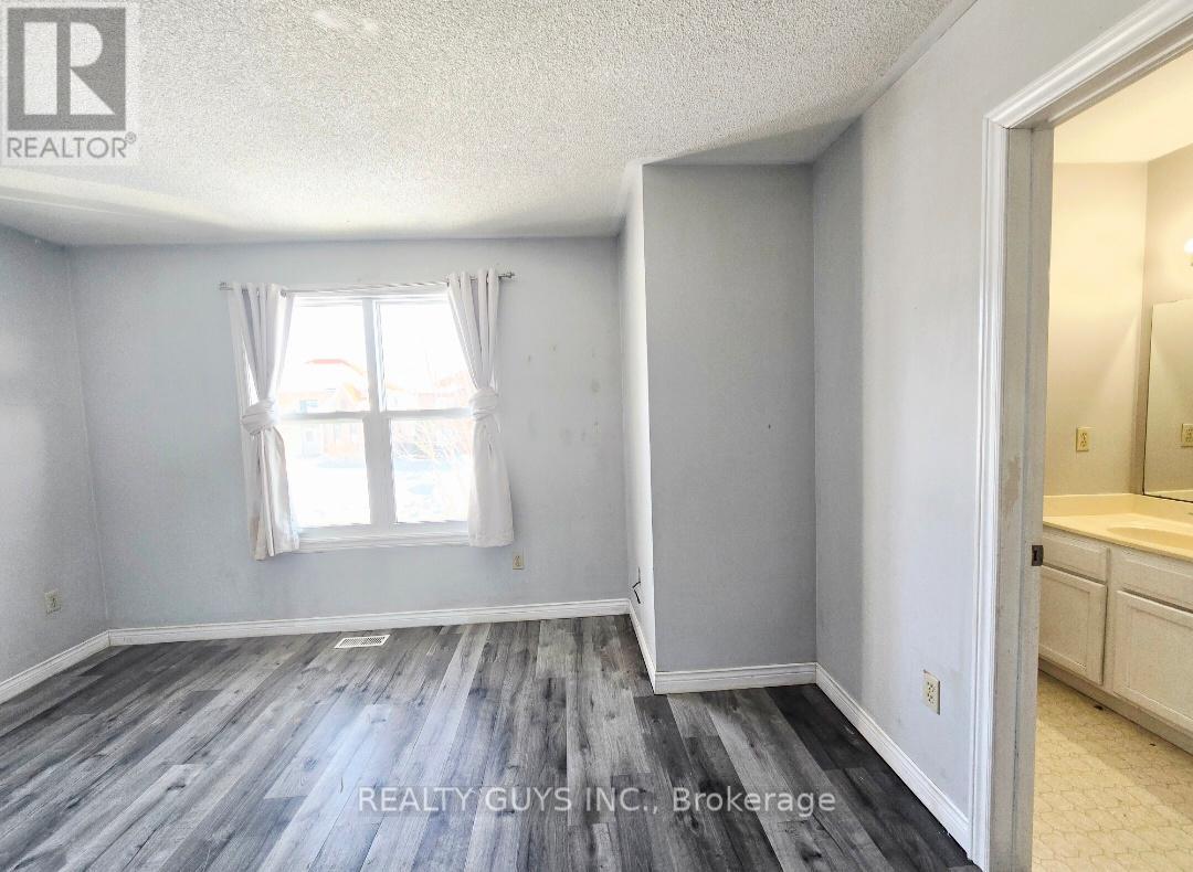 542 Westman Avenue, Peterborough (Otonabee Ward 1), Ontario  K9K 2E6 - Photo 14 - X12907144