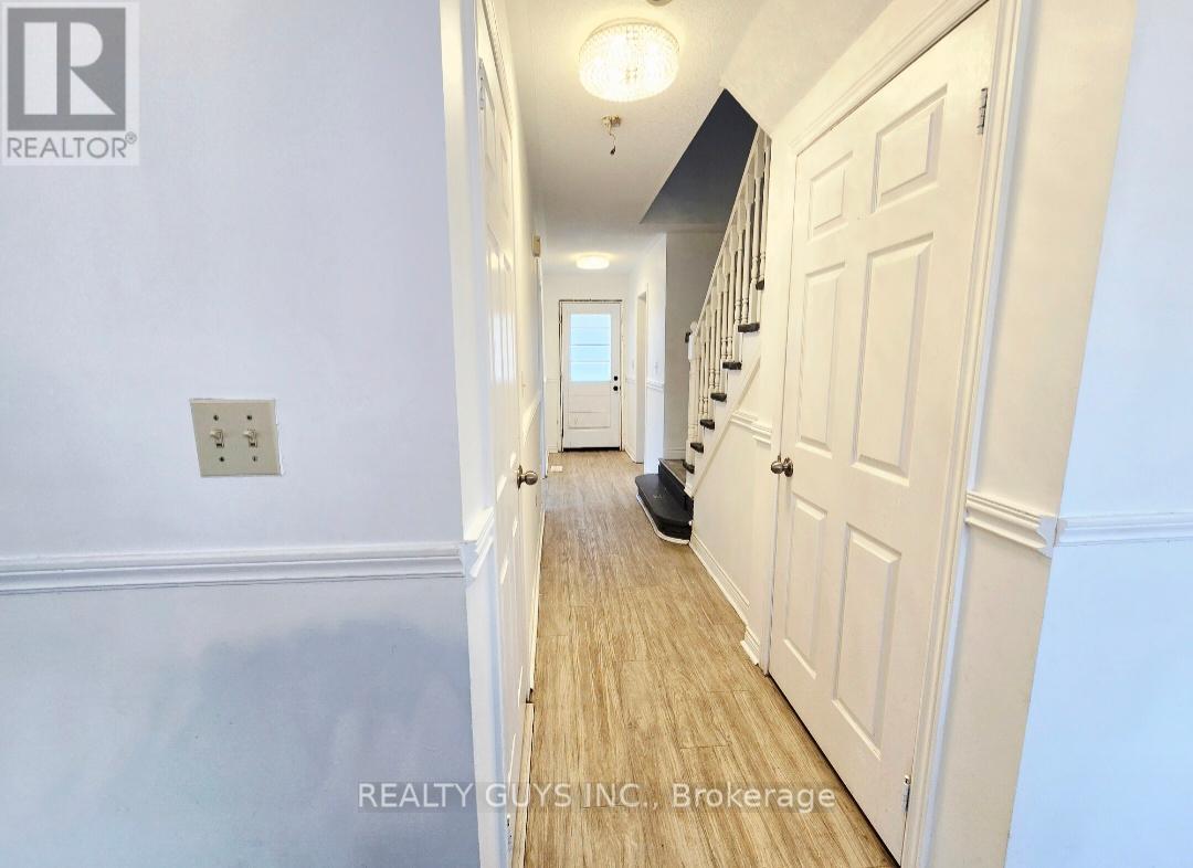 542 Westman Avenue, Peterborough (Otonabee Ward 1), Ontario  K9K 2E6 - Photo 17 - X12907144