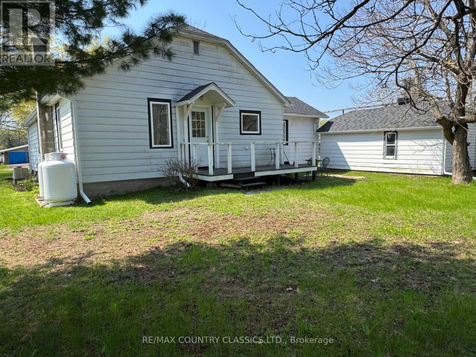 38 Flint Avenue, Bancroft (Bancroft Ward), Ontario  K0L 1C0 - Photo 29 - X12907212