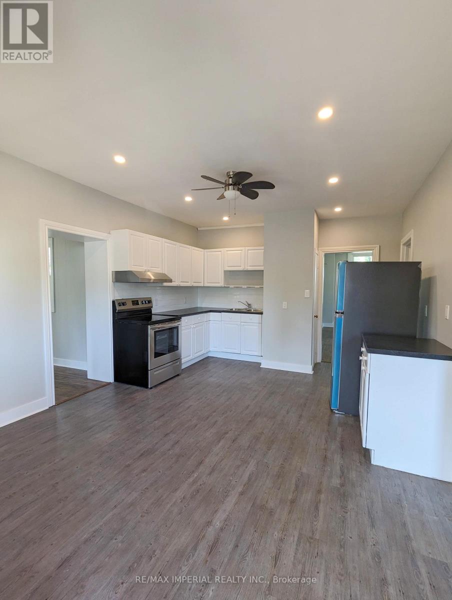 2b Huron Street, Kawartha Lakes (Lindsay), Ontario  K9V 2H2 - Photo 6 - X12907772