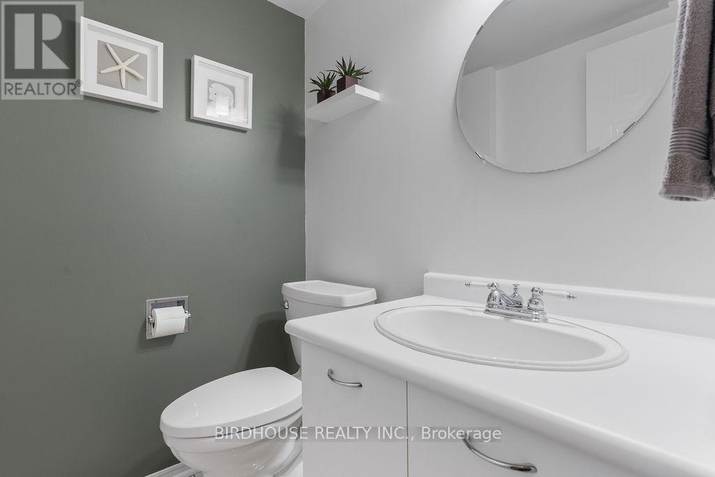 6 Purdy Court, Kawartha Lakes (Lindsay), Ontario  K9V 6E4 - Photo 13 - X12908114