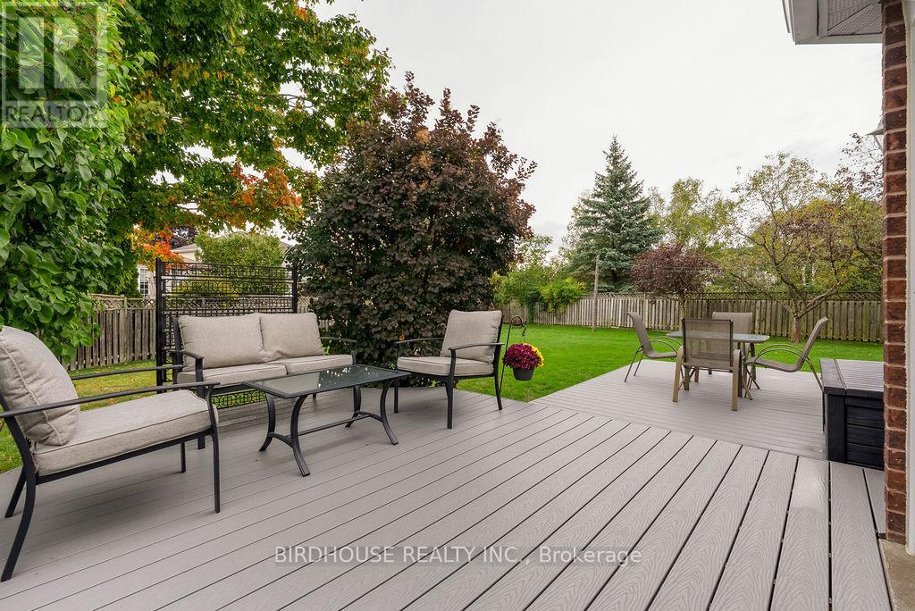 6 Purdy Court, Kawartha Lakes (Lindsay), Ontario  K9V 6E4 - Photo 30 - X12908114