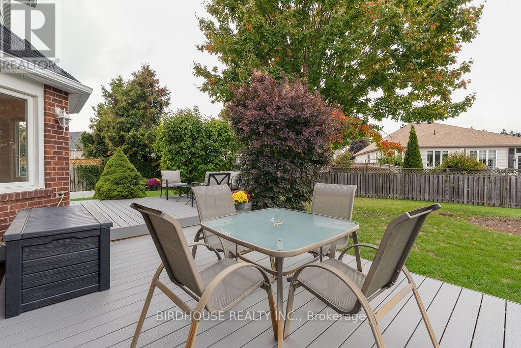 6 Purdy Court, Kawartha Lakes (Lindsay), Ontario  K9V 6E4 - Photo 31 - X12908114