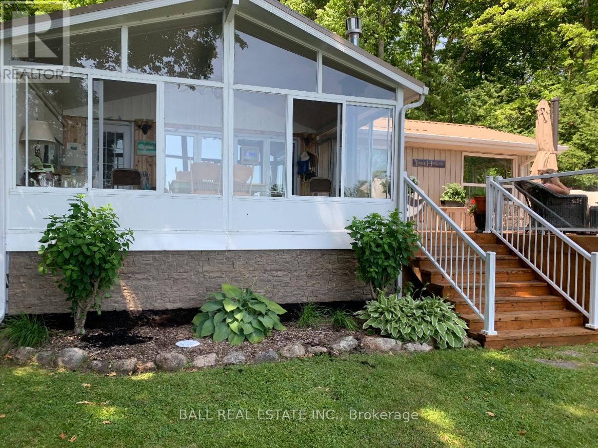 44 Fire Route 19, Trent Lakes, Ontario  K0L 1J0 - Photo 8 - X12908496