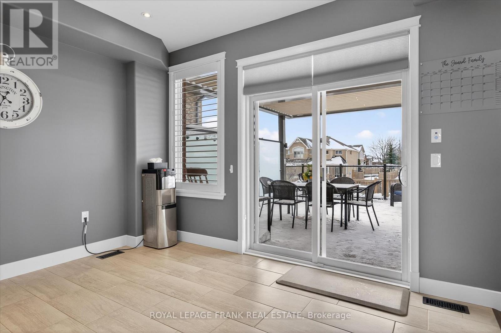 1557 Cahill Drive, Peterborough (Otonabee Ward 1), Ontario  K9K 0G6 - Photo 11 - X12908656