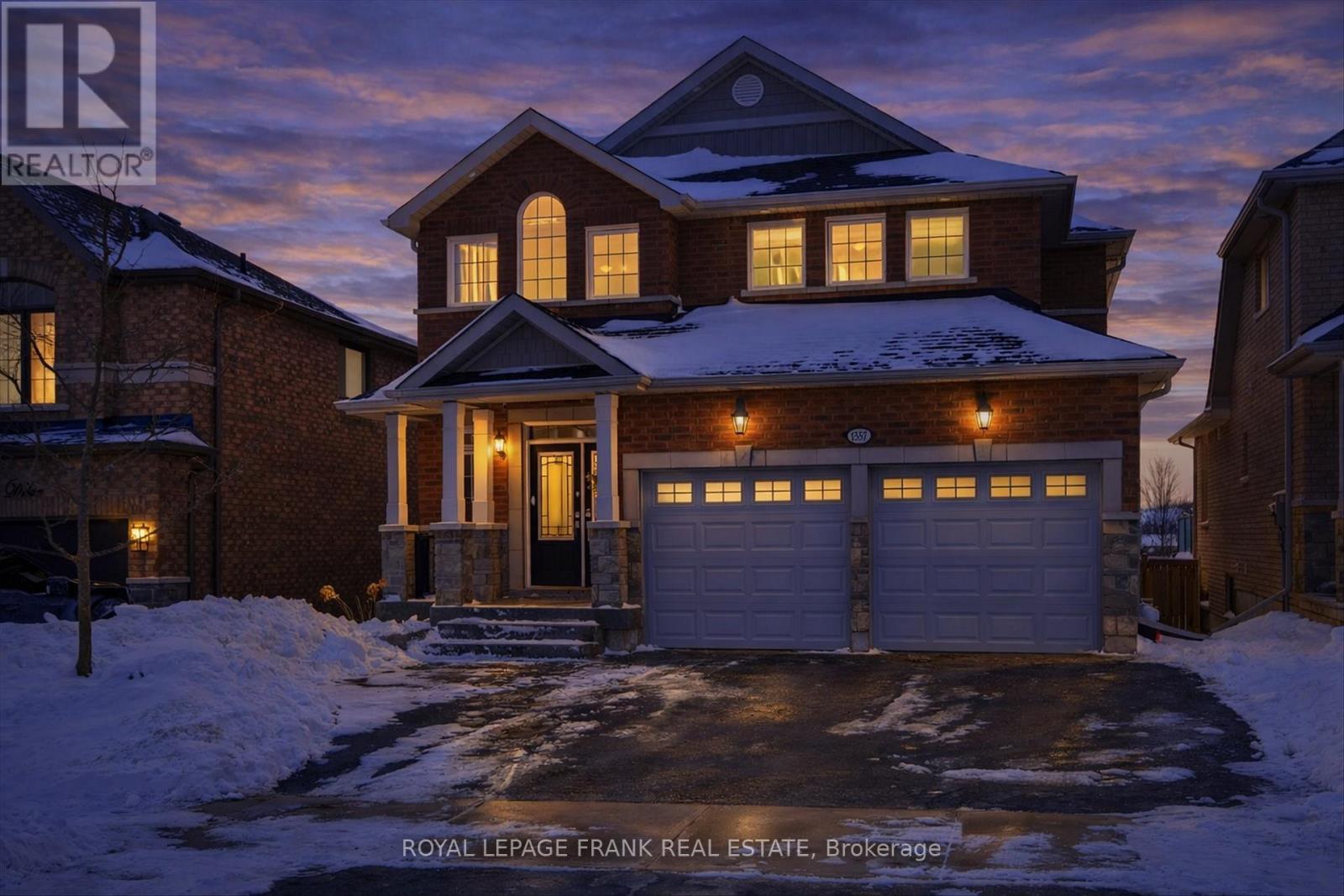 1557 Cahill Drive, Peterborough (Otonabee Ward 1), Ontario  K9K 0G6 - Photo 2 - X12908656