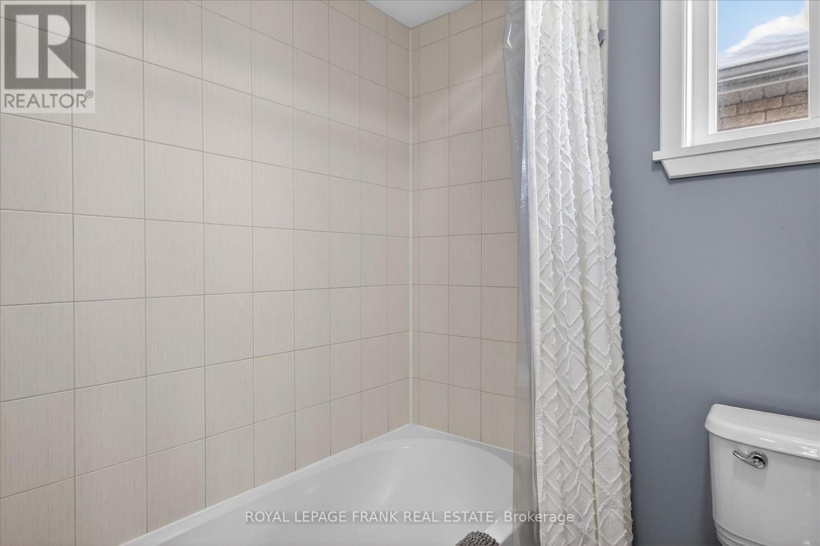 1557 Cahill Drive, Peterborough (Otonabee Ward 1), Ontario  K9K 0G6 - Photo 40 - X12908656