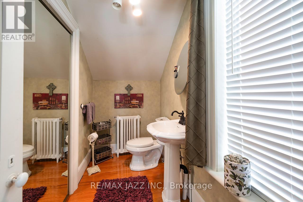 22 Francis Street, Kawartha Lakes (Lindsay), Ontario  K9V 3R6 - Photo 23 - X12908684