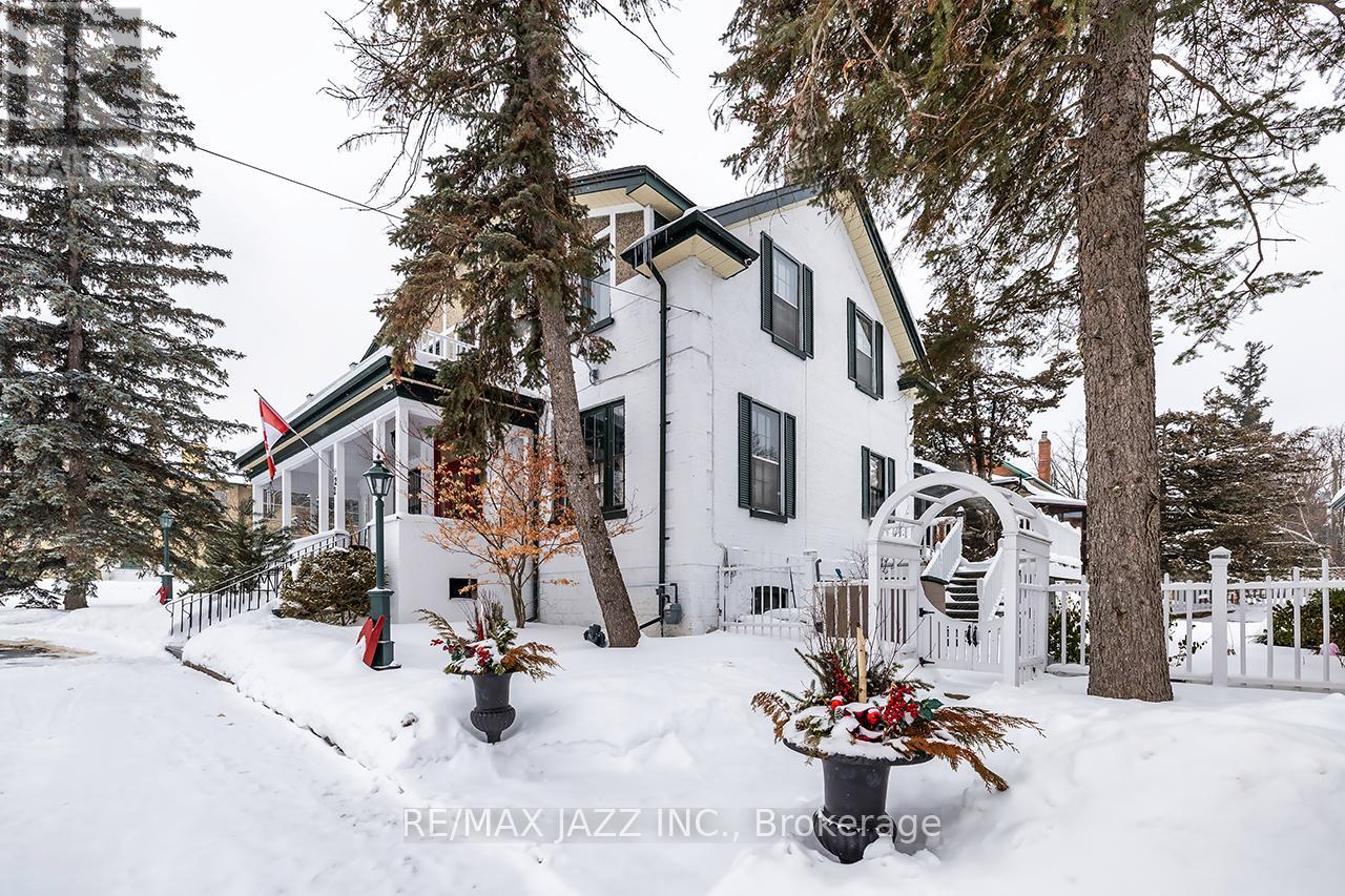 22 Francis Street, Kawartha Lakes (Lindsay), Ontario  K9V 3R6 - Photo 3 - X12908684