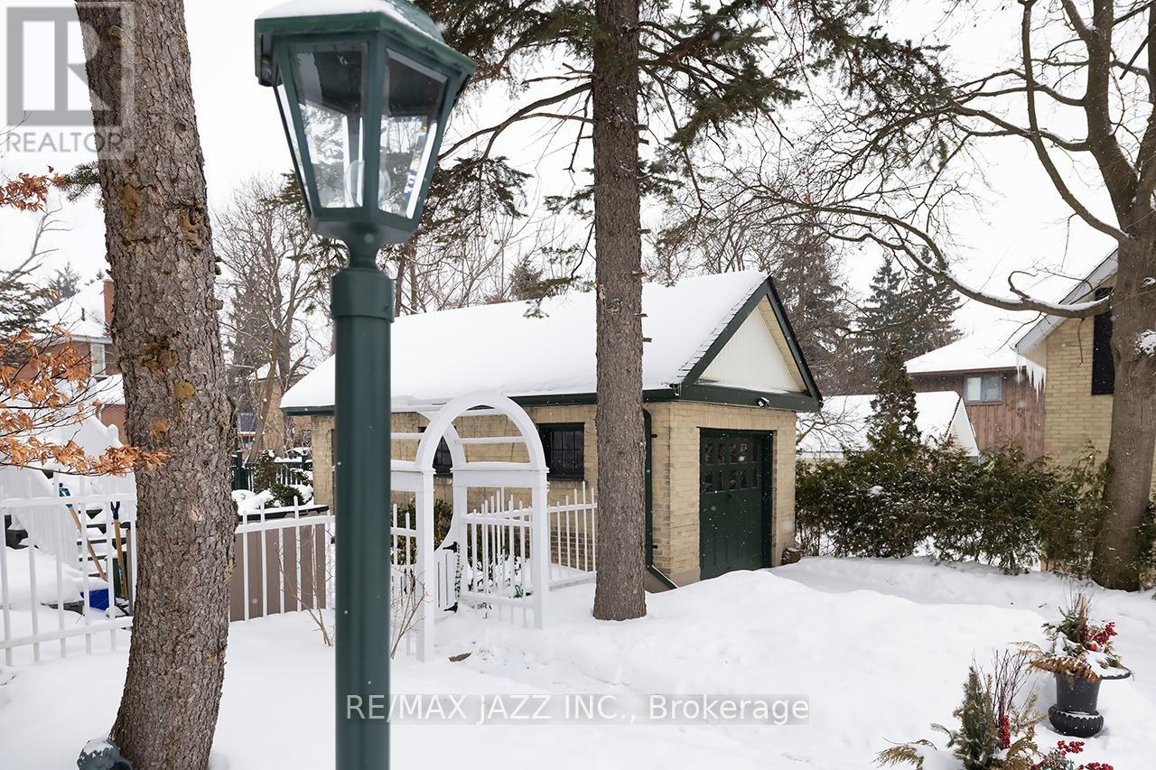 22 Francis Street, Kawartha Lakes (Lindsay), Ontario  K9V 3R6 - Photo 45 - X12908684