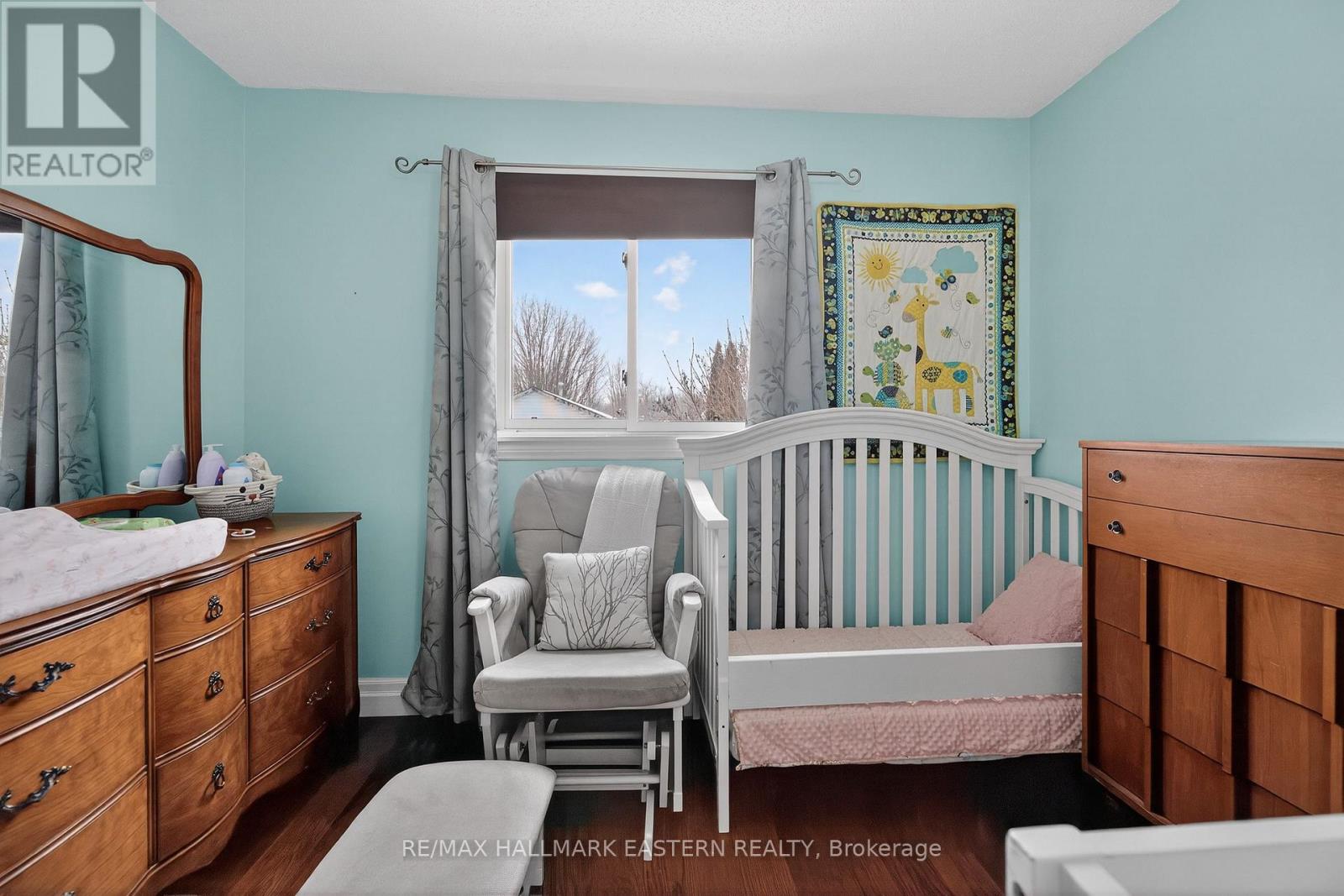 488 Crystal Drive, Peterborough (Ashburnham Ward 4), Ontario  K9J 8G8 - Photo 29 - X12909330