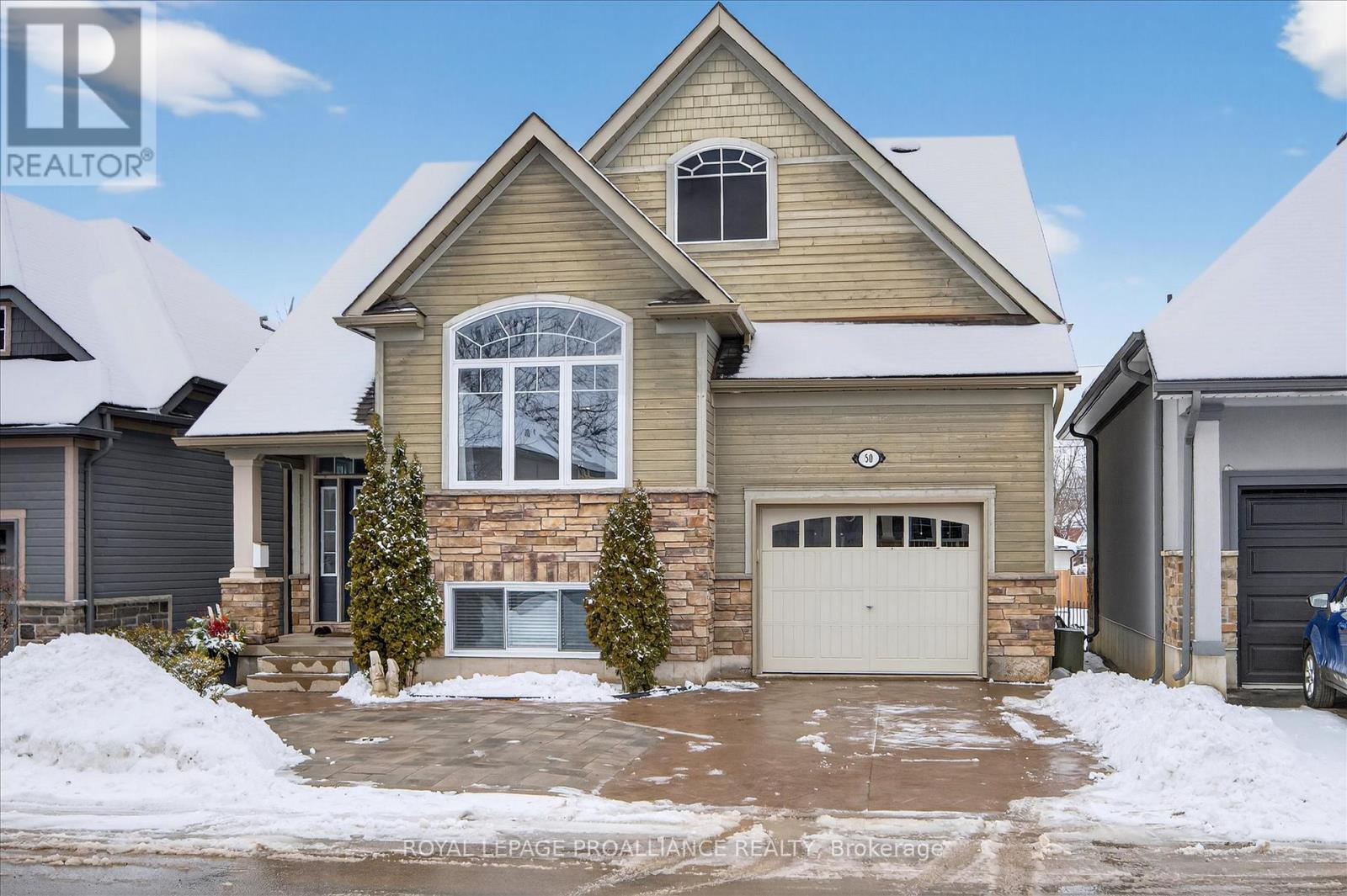 18 - 50 Lockside Drive, Peterborough (Otonabee Ward 1), Ontario  K9J 8T1 - Photo 2 - X12909898