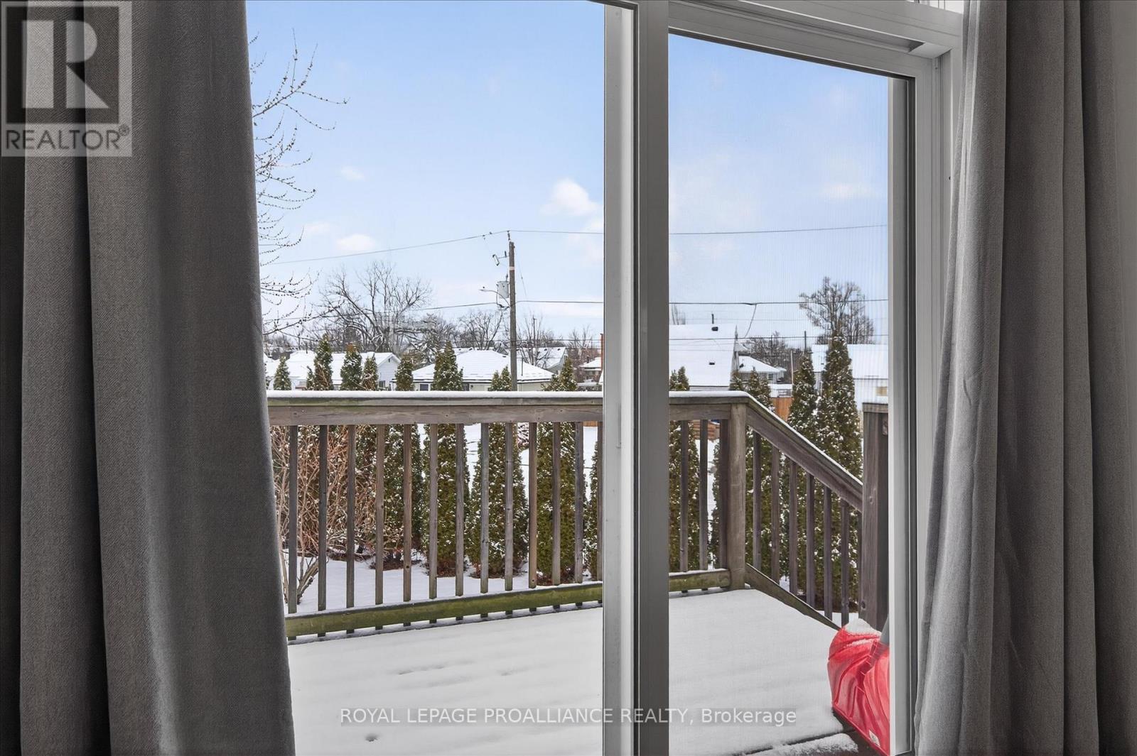 18 - 50 Lockside Drive, Peterborough (Otonabee Ward 1), Ontario  K9J 8T1 - Photo 21 - X12909898