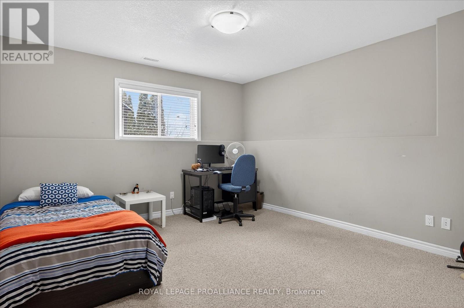 18 - 50 Lockside Drive, Peterborough (Otonabee Ward 1), Ontario  K9J 8T1 - Photo 35 - X12909898