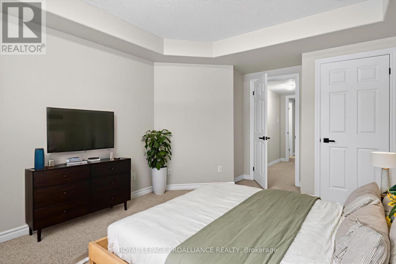 18 - 50 Lockside Drive, Peterborough (Otonabee Ward 1), Ontario  K9J 8T1 - Photo 43 - X12909898